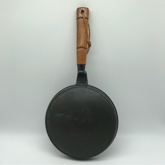 Nordic Ware Kitchen Vintage Black Cast Iron Nordic Ware Crepe Pan
